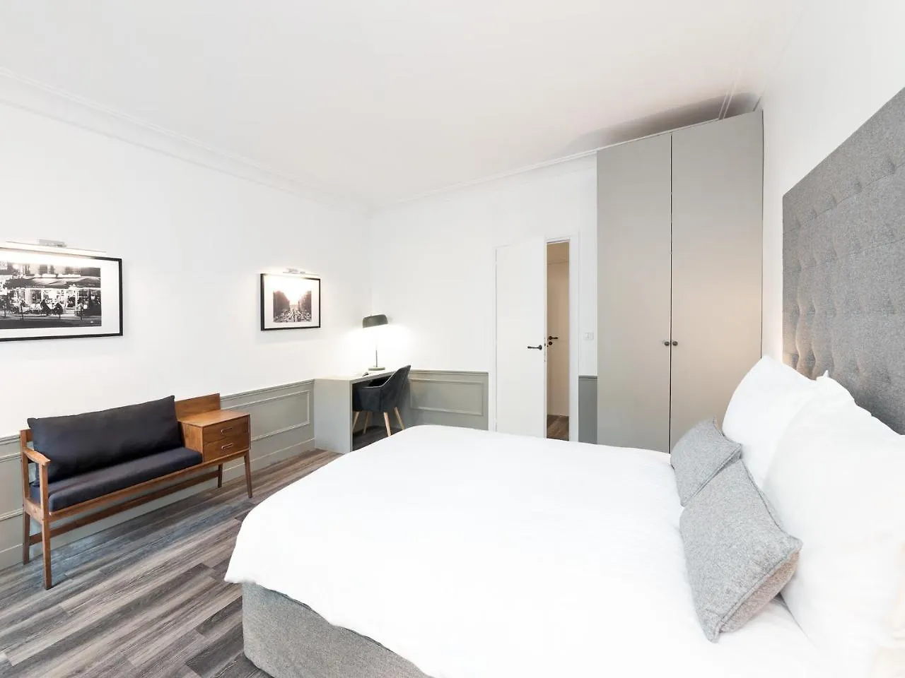 Apartment Livinparis - Luxury 3 & 4 Bedrooms Montmartre I Paris